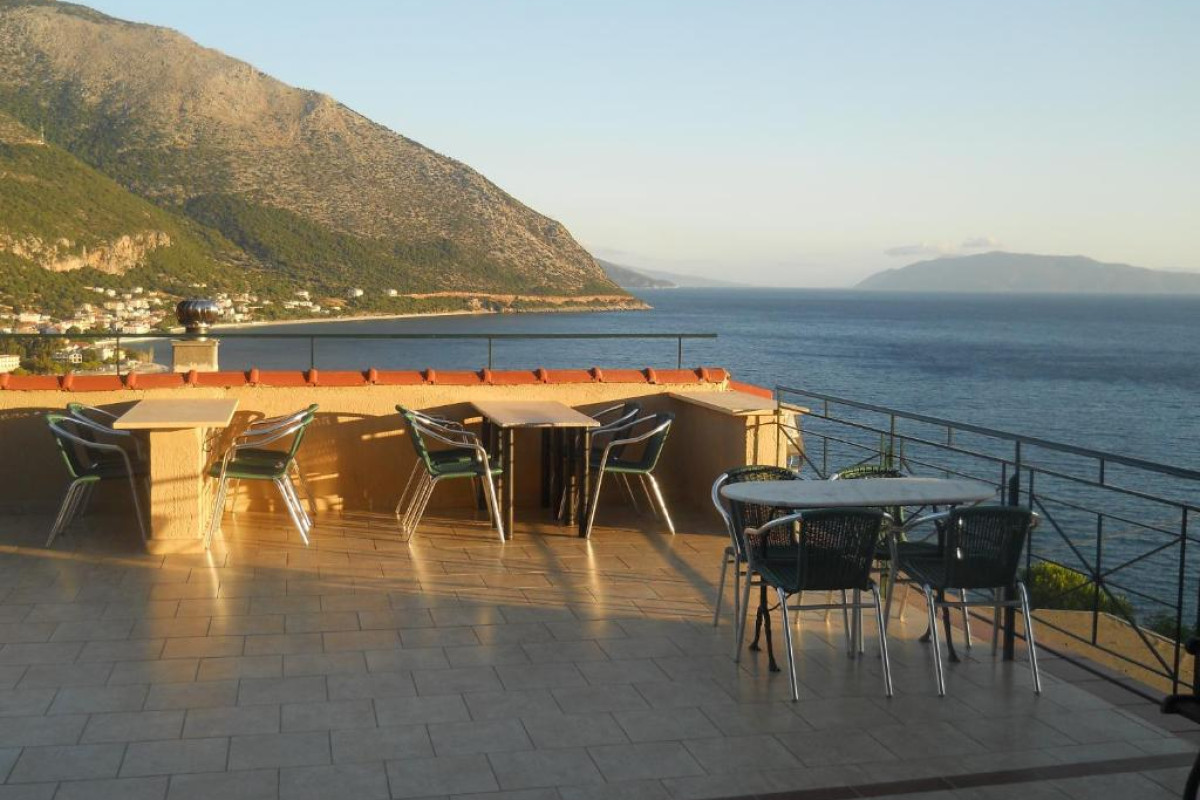Oceanis Hotel