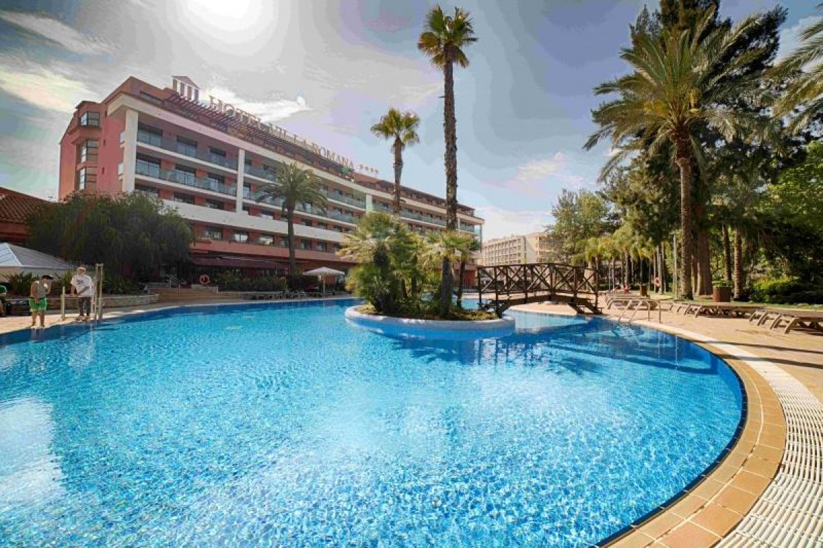 OHTELS VILA ROMANA