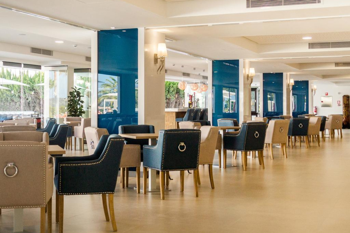 OLA TOMIR PORTALS SUITES