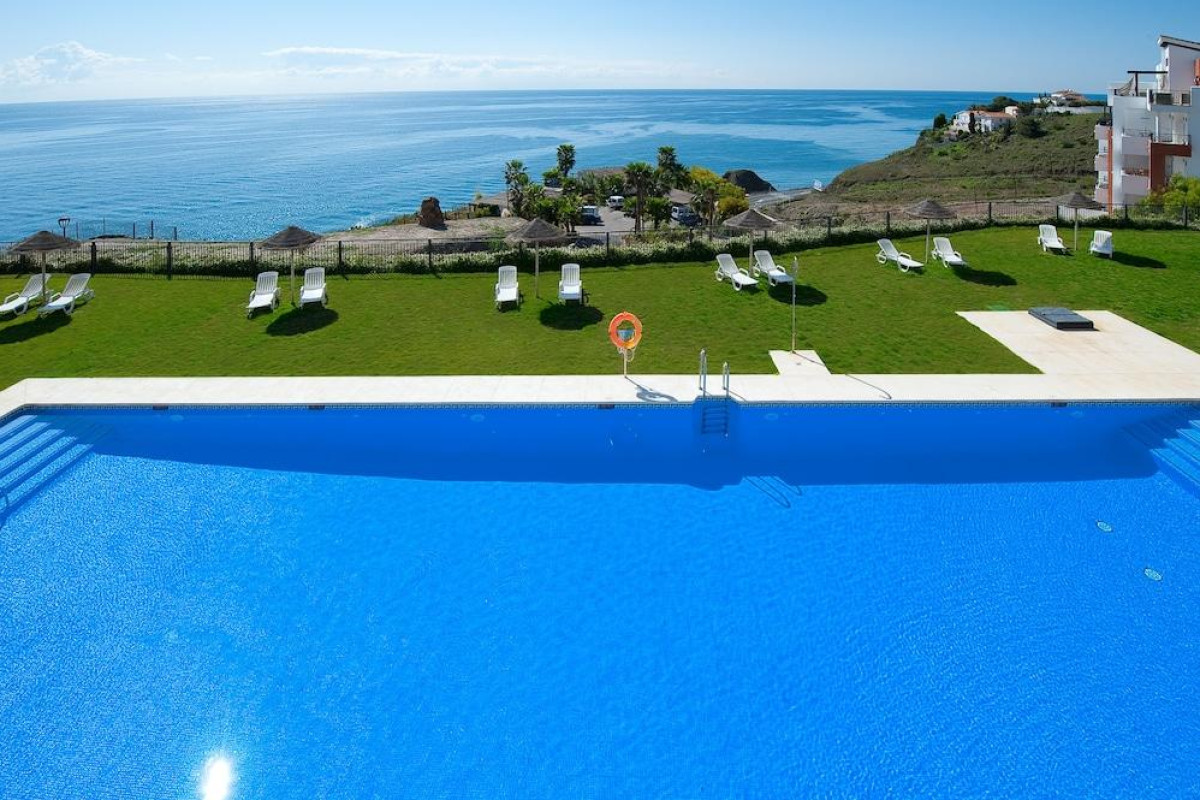 Olee Nerja Holiday Rentals by Fuerte Group