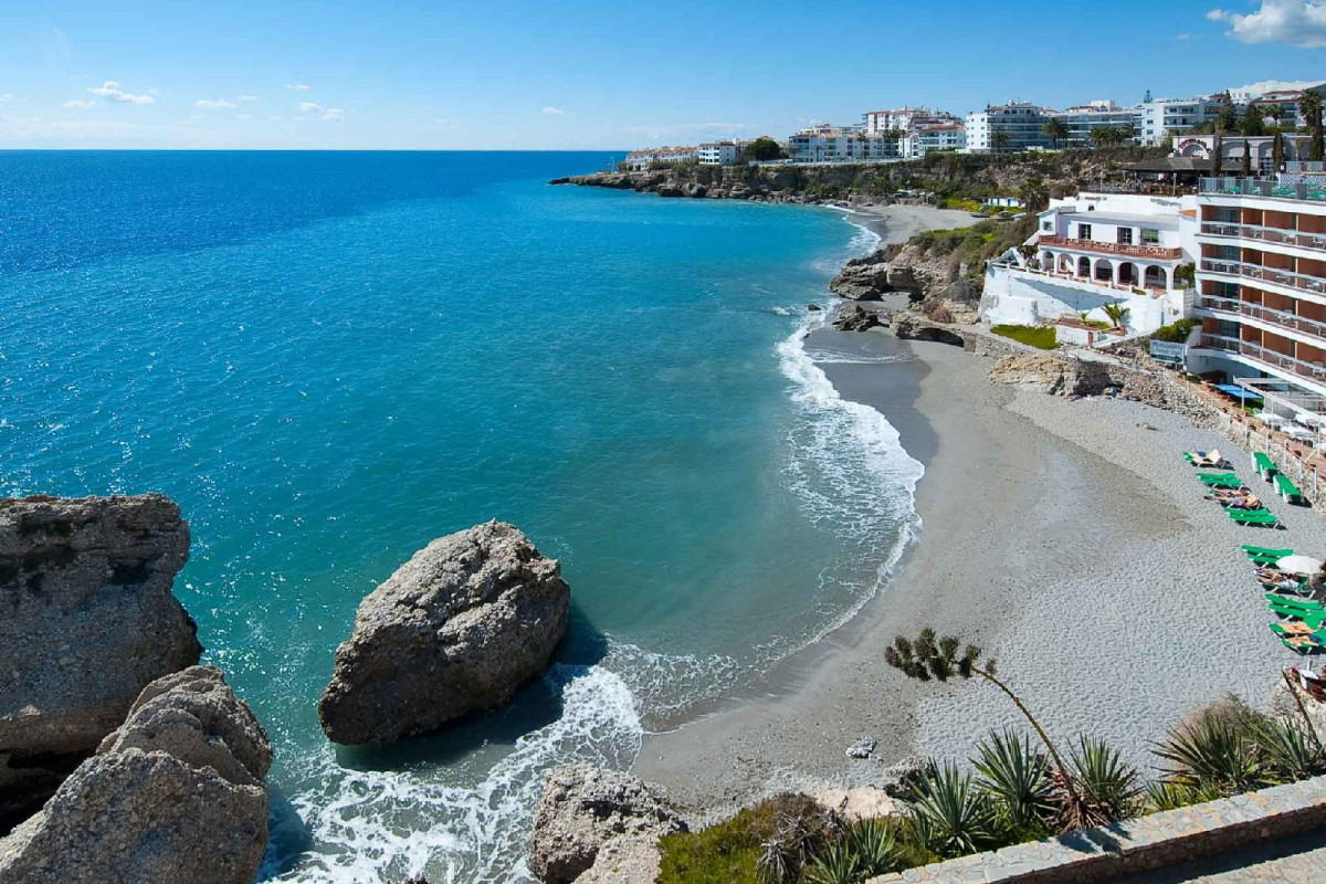 Olee Nerja Holiday Rentals by Fuerte Group
