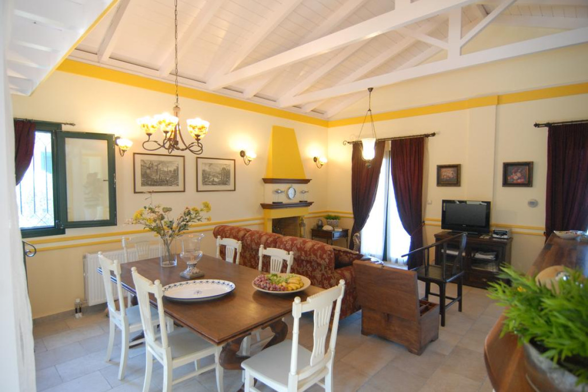 Oliviero Villas