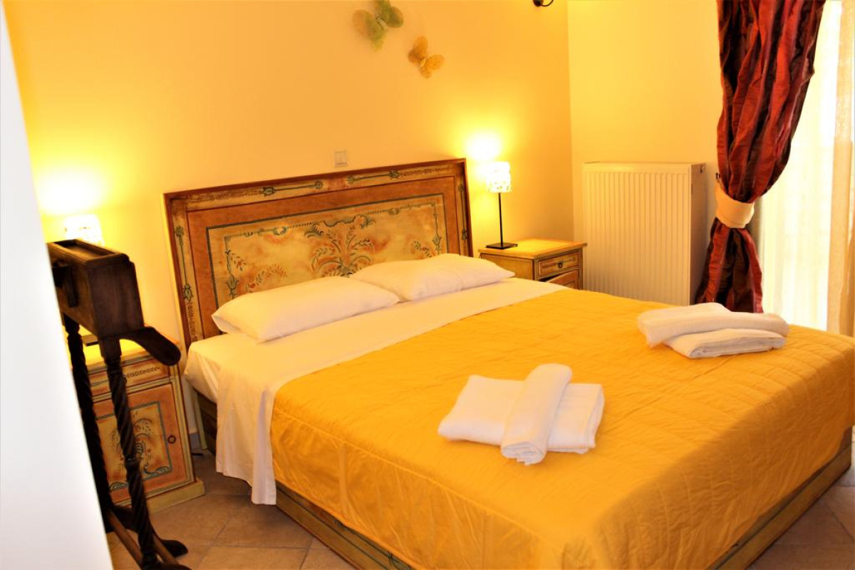 Oliviero Villas