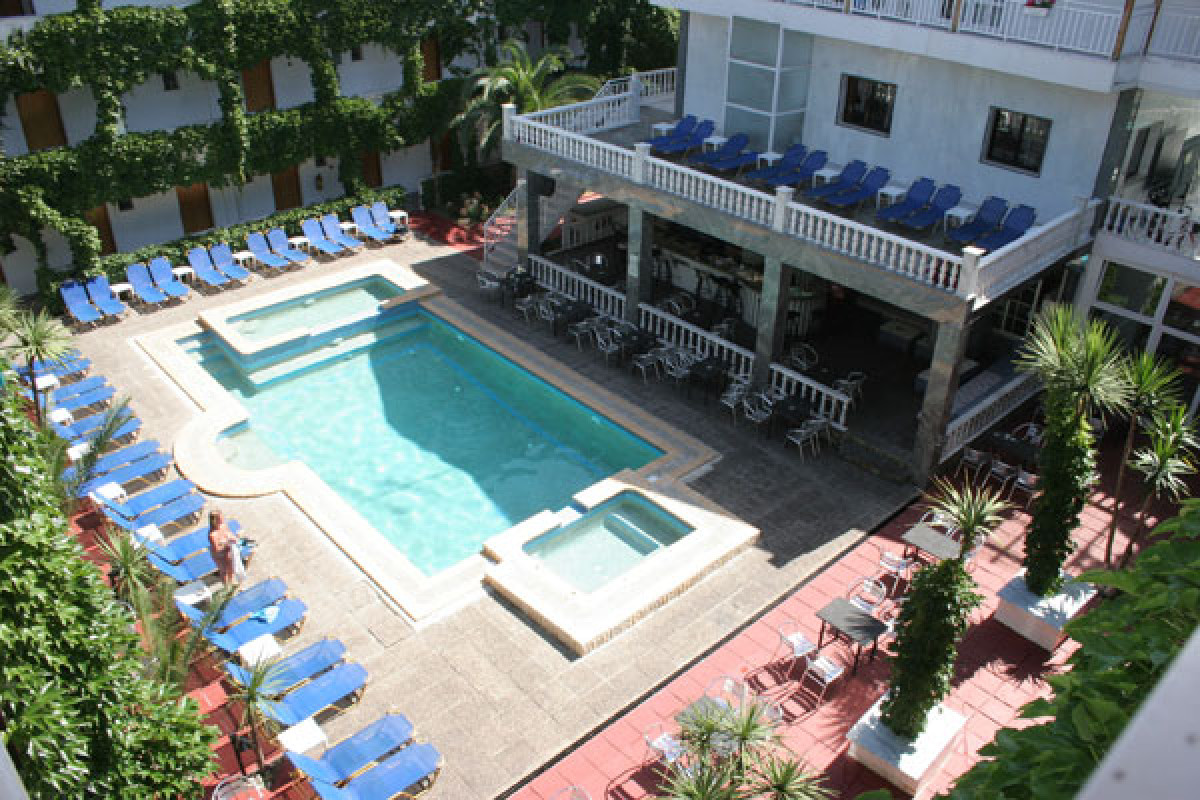 Olympic Kosma Hotel