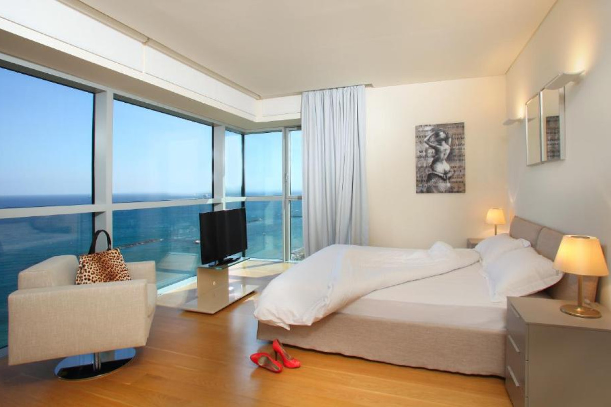 OLYMPIC RESIDENCE