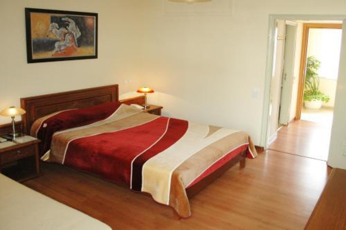 Omiros Hotel