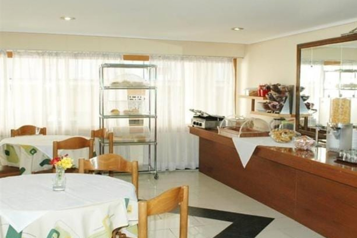 Omiros Hotel