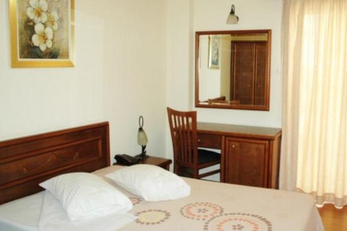 Omiros Hotel