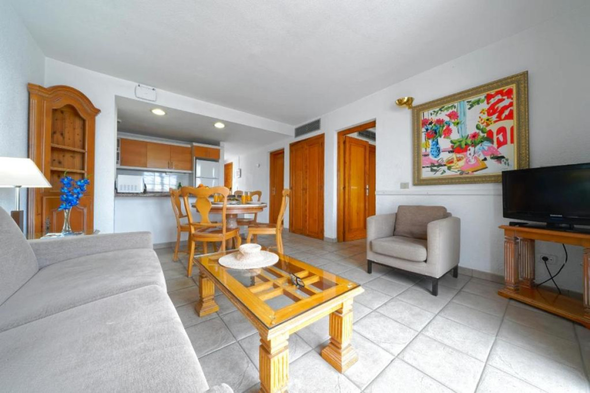ONA BEVERLY HILLS SUITES