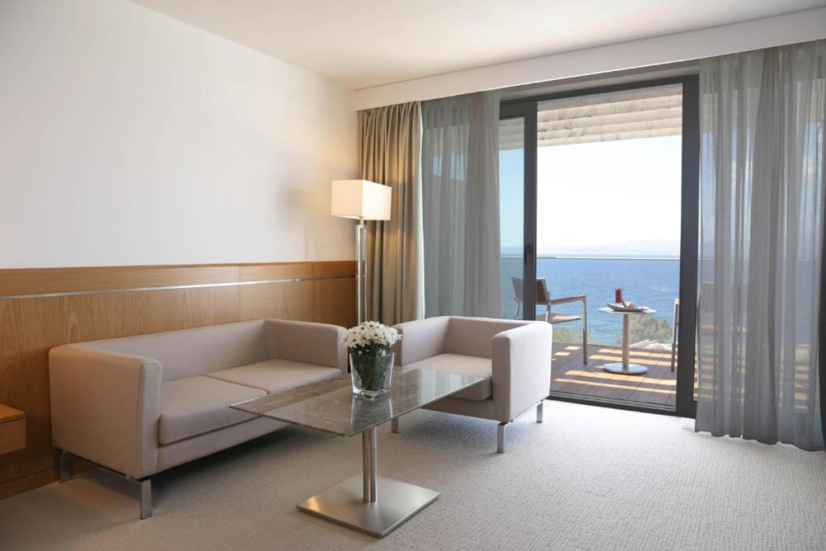 ON LIVE HOTEL