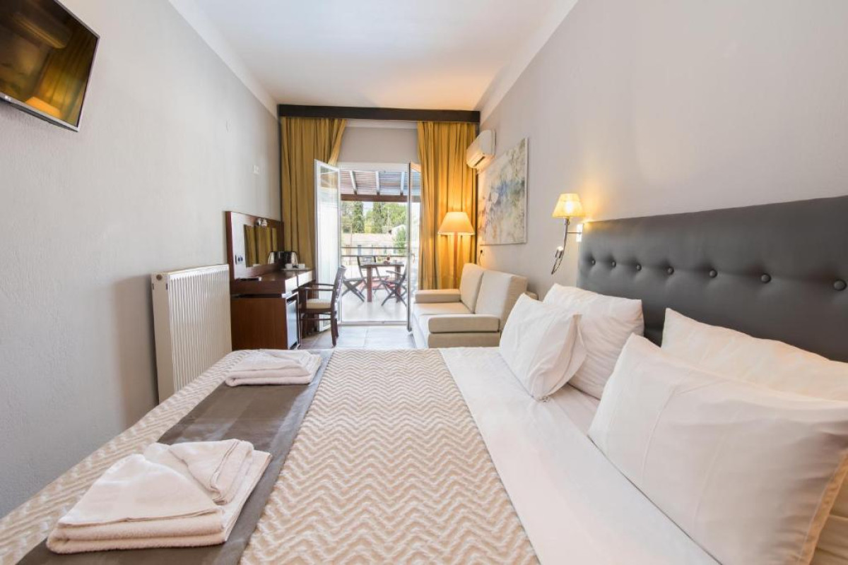 Opera Blue Hotel Gouvia Corfu