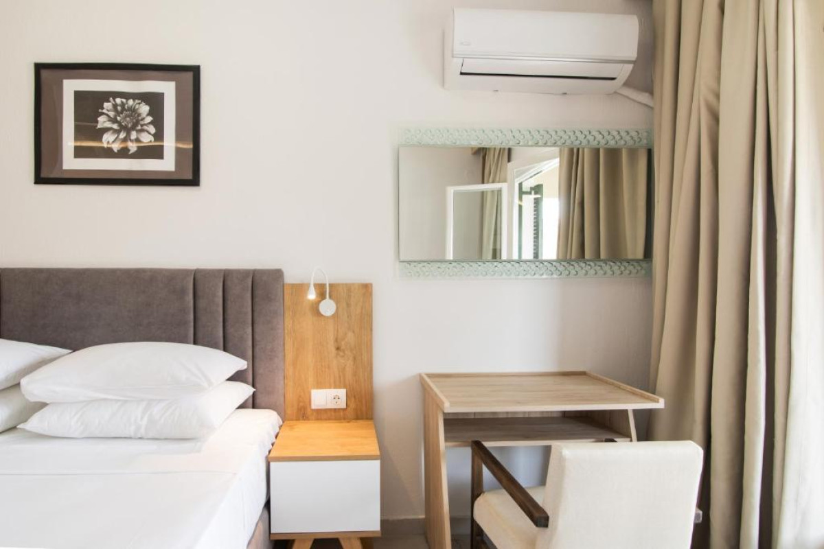 Opera Blue Hotel Gouvia Corfu