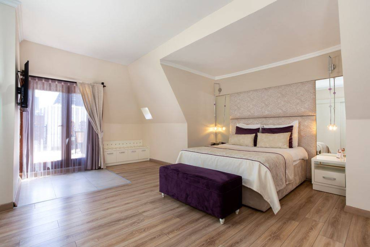 ORANGE COUNTY KEMER HOTEL