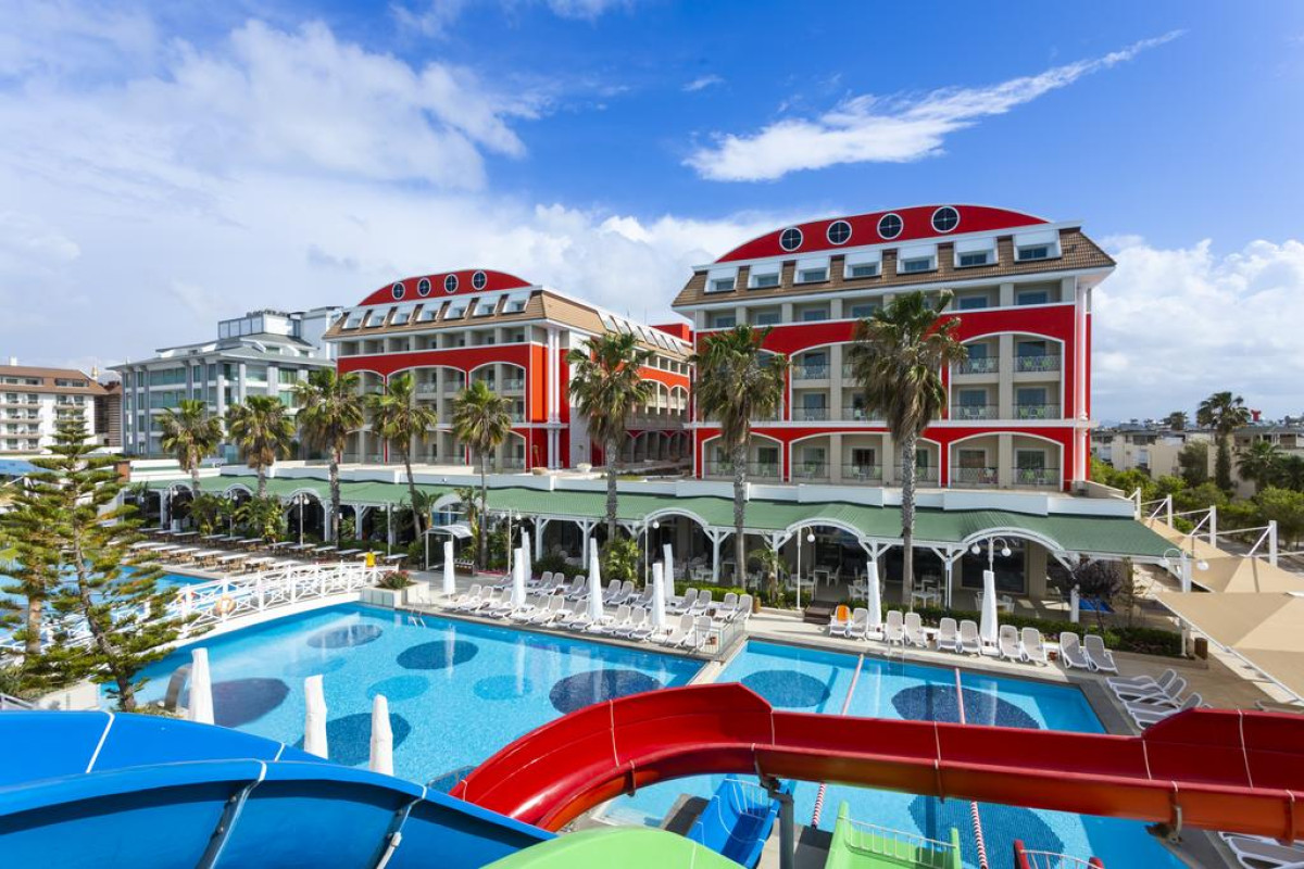 ORANGE COUNTY RESORT HOTEL BELEK