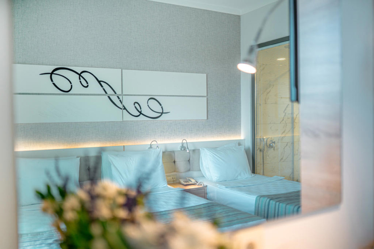 ORFEUS QUEEN HOTEL