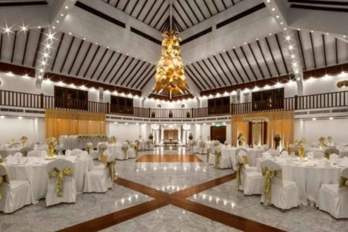 Royal Palms Beach Hotel