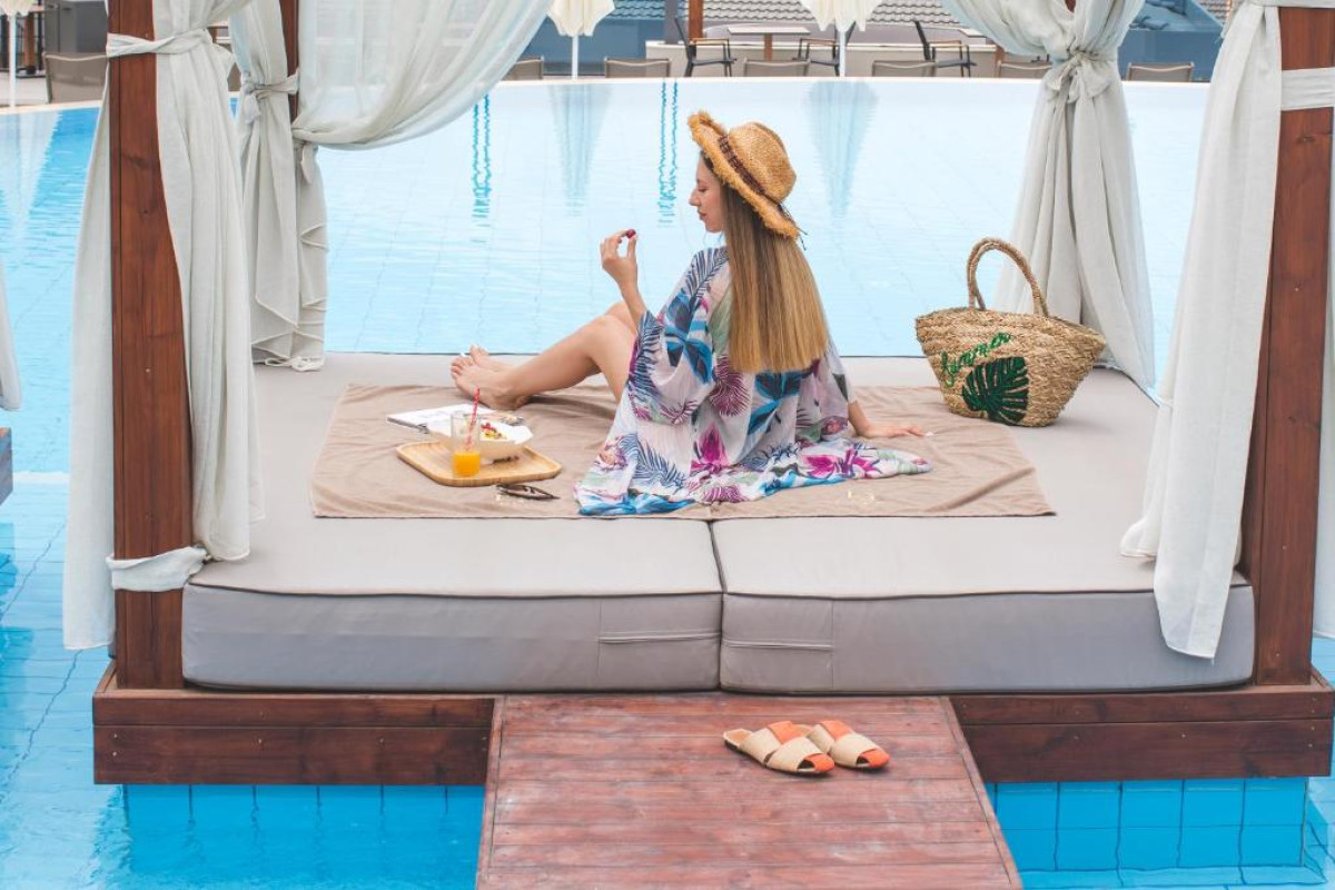 Orka Cove Hotel Penthouse And Suites