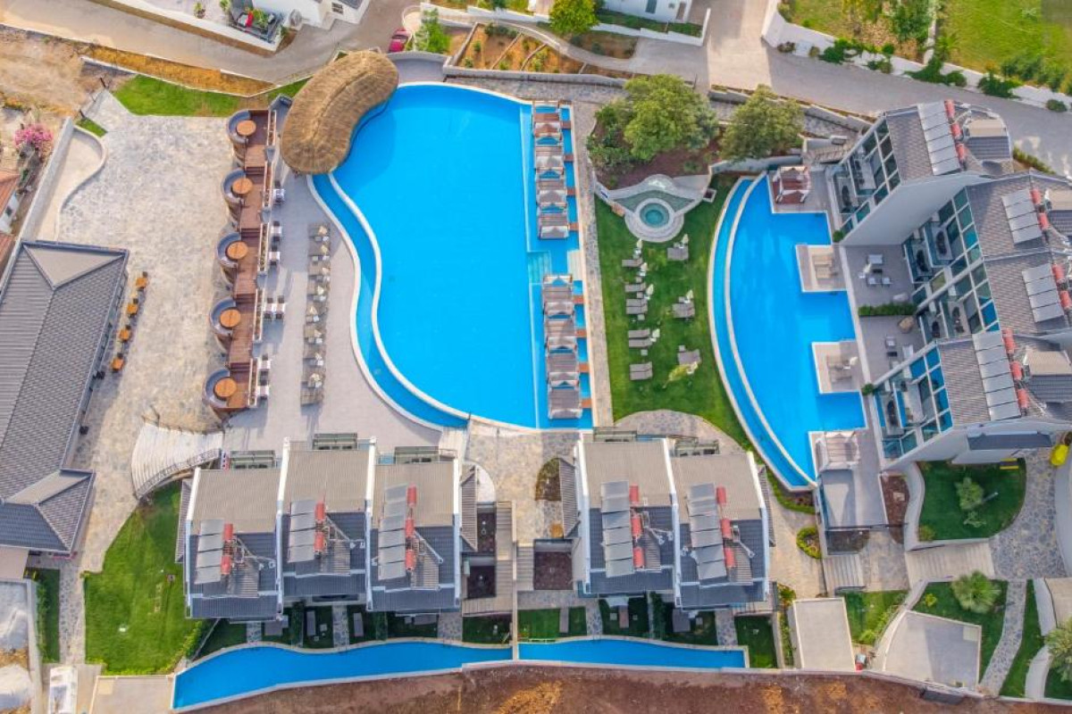Orka Cove Hotel Penthouse And Suites