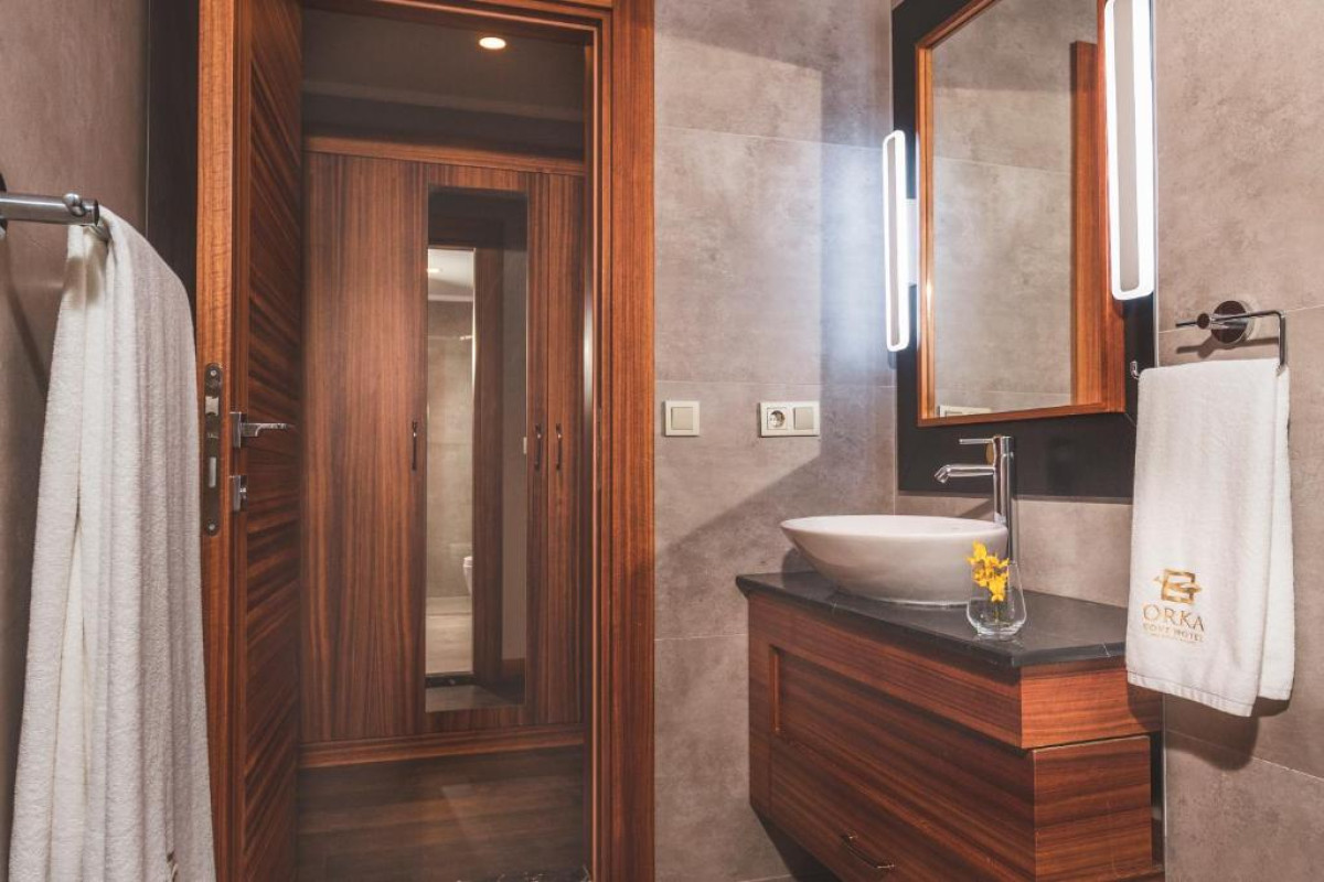 Orka Cove Hotel Penthouse And Suites