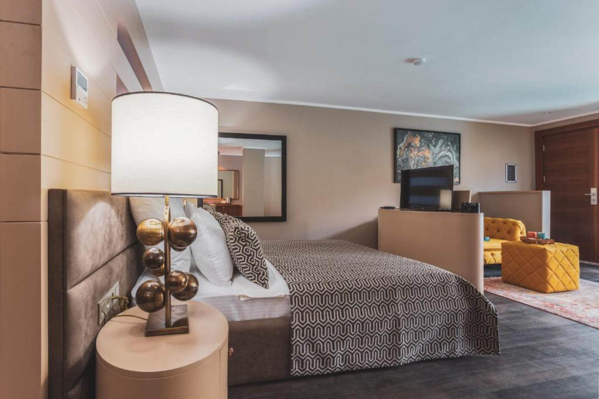 Orka Cove Hotel Penthouse And Suites