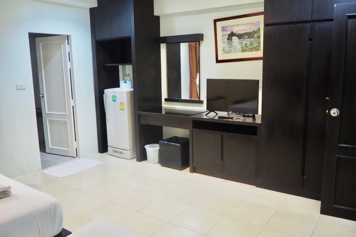 Orm Thong Apartment
