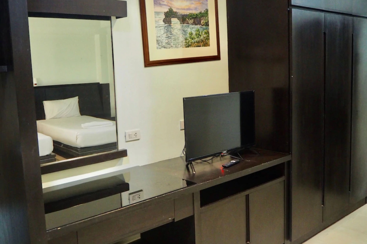 Orm Thong Apartment
