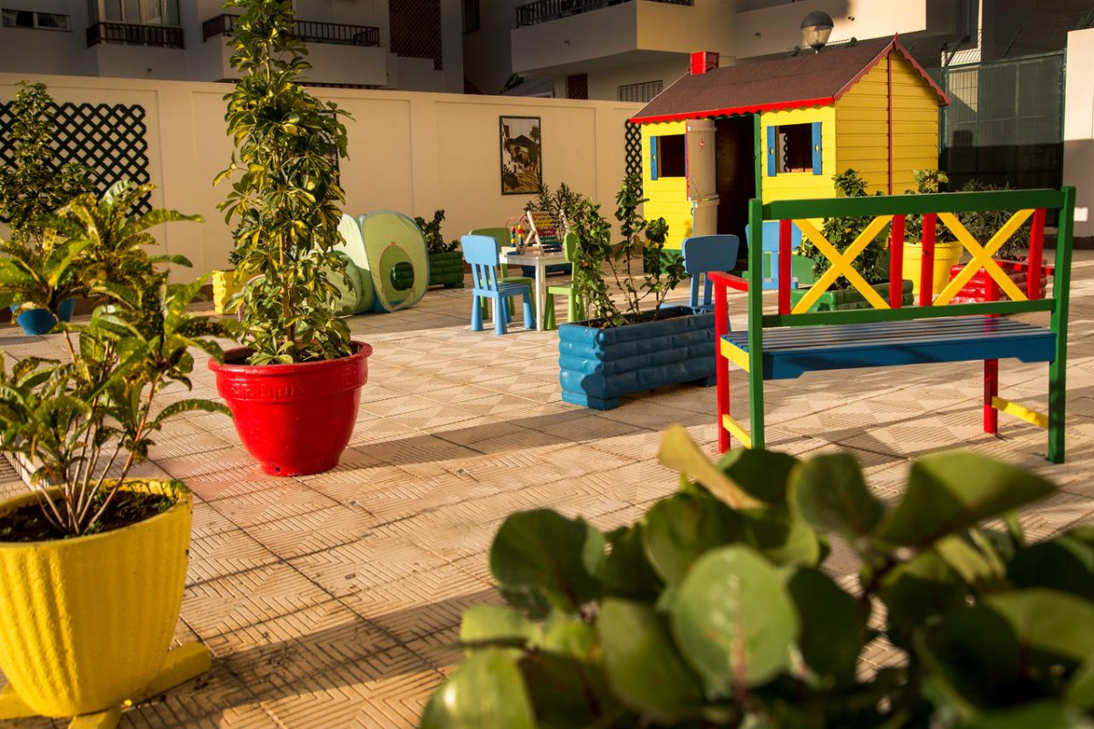 Oro Blanco Apartments