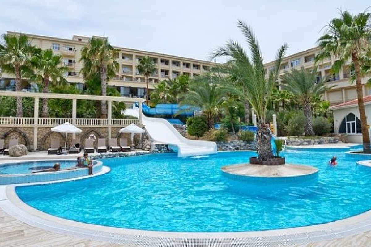 OSCAR RESORT
