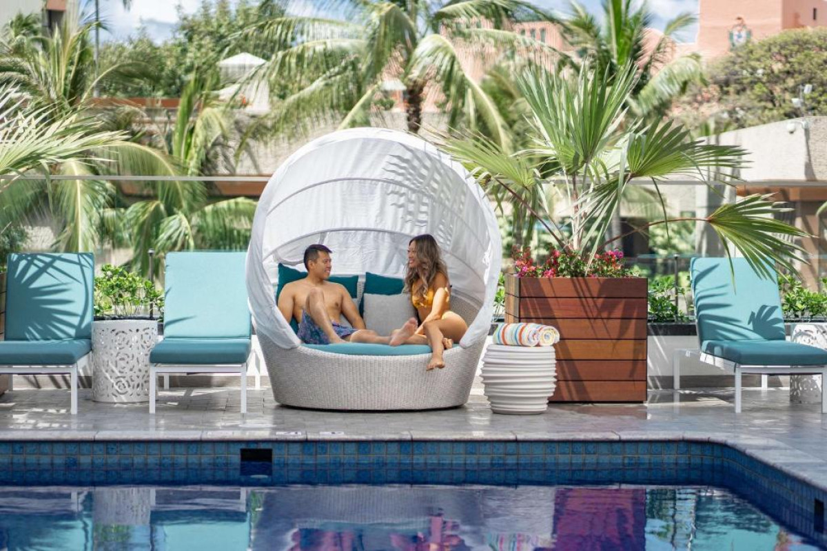 OUTRIGGER Waikiki Beachcomber Hotel