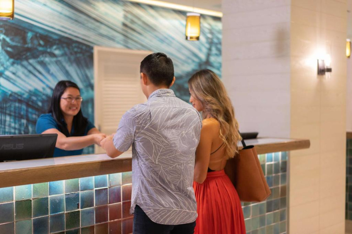 OUTRIGGER Waikiki Beachcomber Hotel