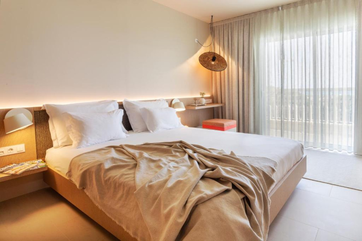 OZADI Altura Beach Resort