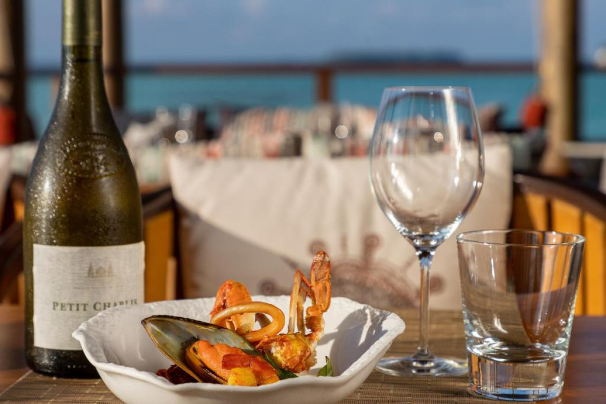 Ozen Life Maadhoo Resort