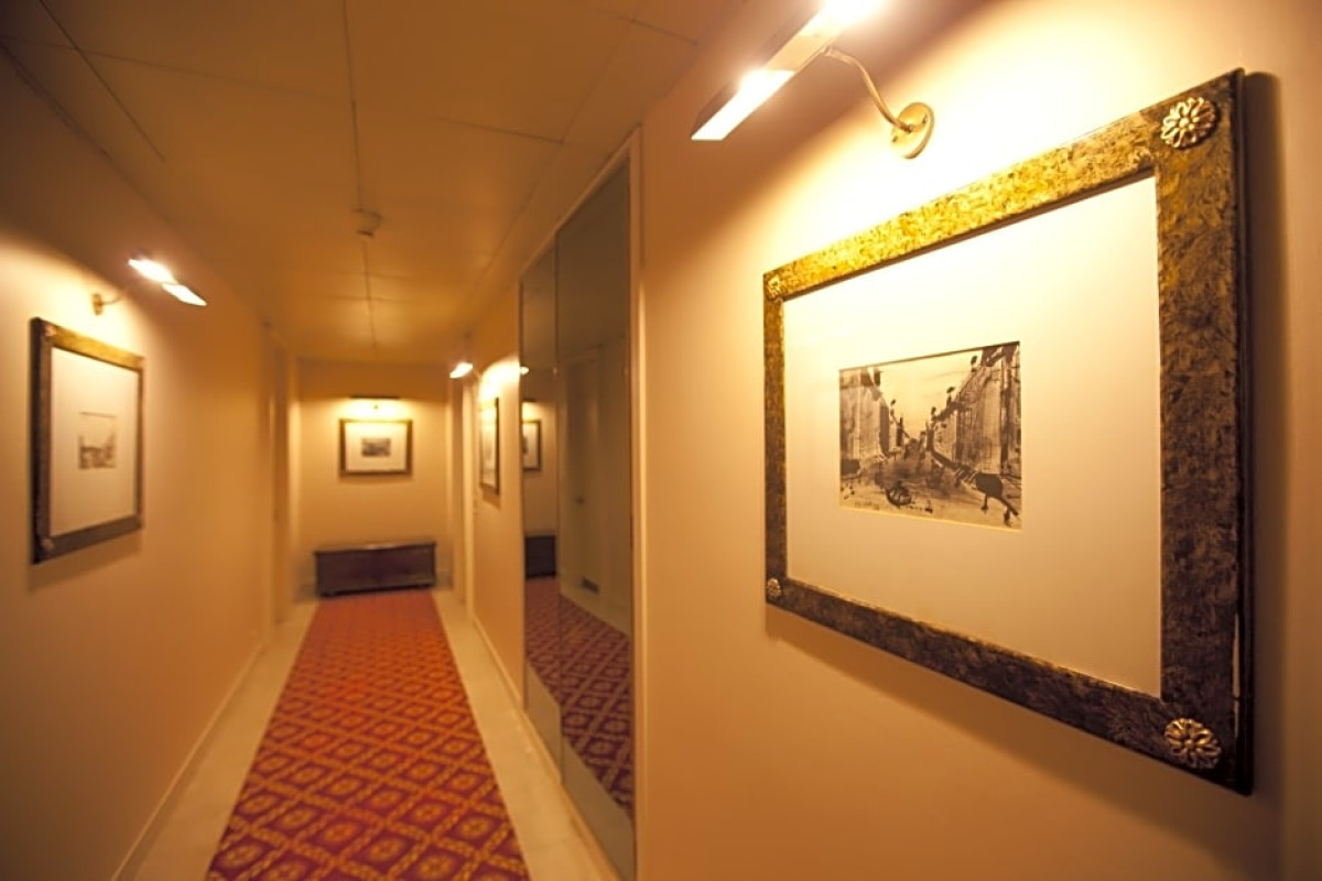 HOTEL PALACE