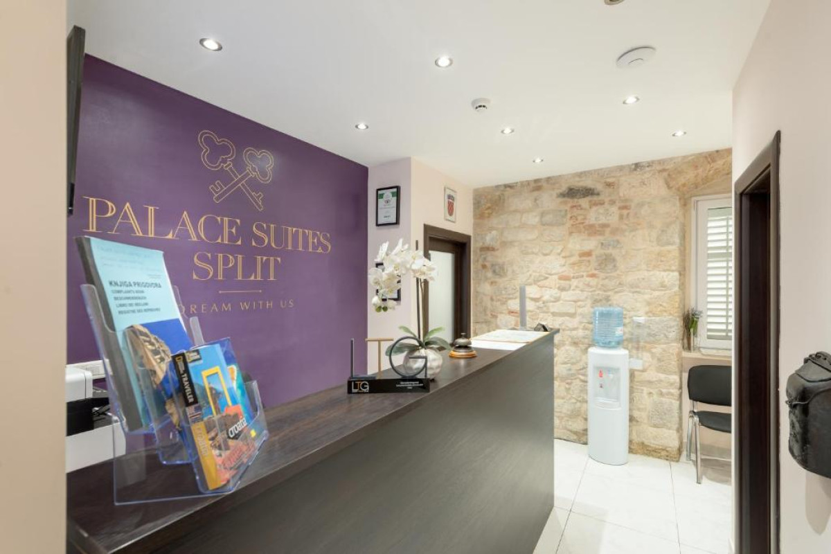 Palace Suites Heritage Hotel