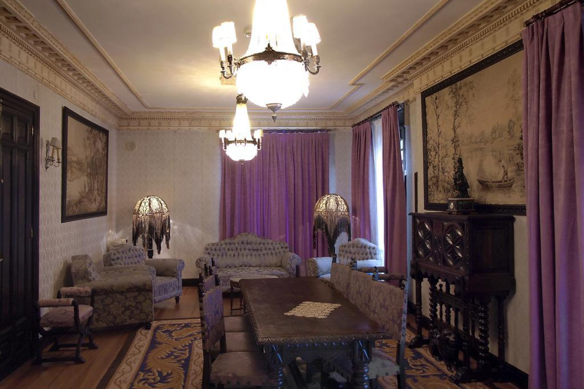 Palacio Arias & Hotel Y Apartamentos Arias