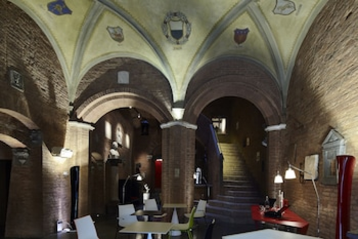 PALAZZETTO ROSSO