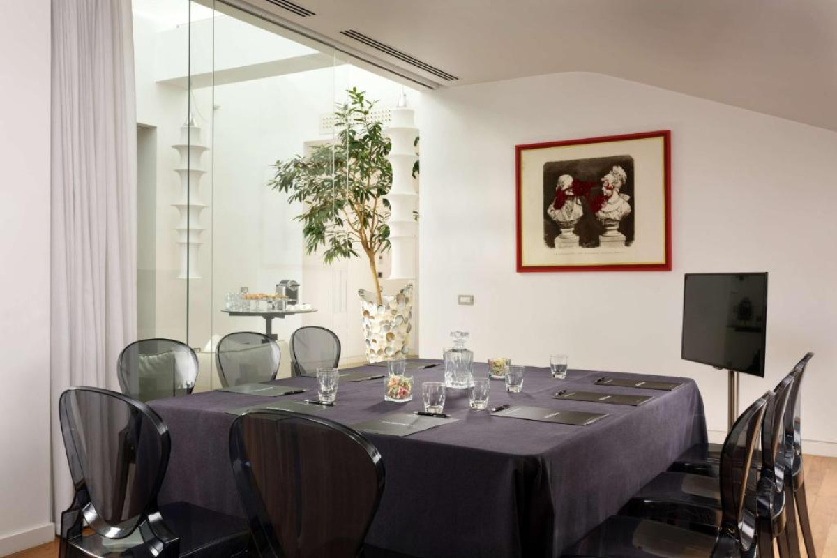 Palazzo Montemartini Rome, A Radisson Collection Hotel