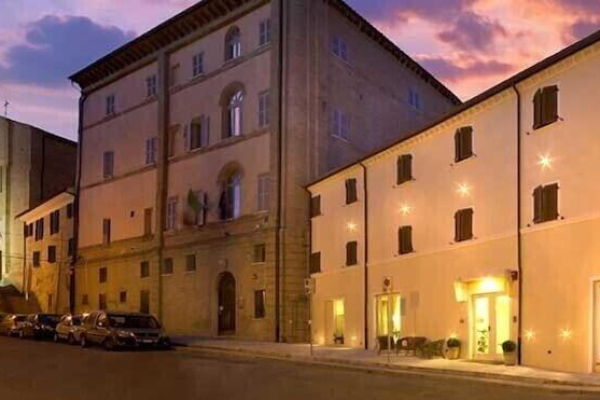 Palazzo Ruschioni Boutique Hotel