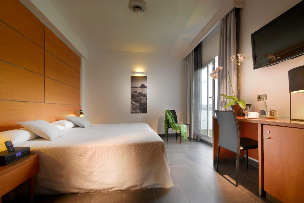Palladium Hotel Cala Llonga - Adults Only