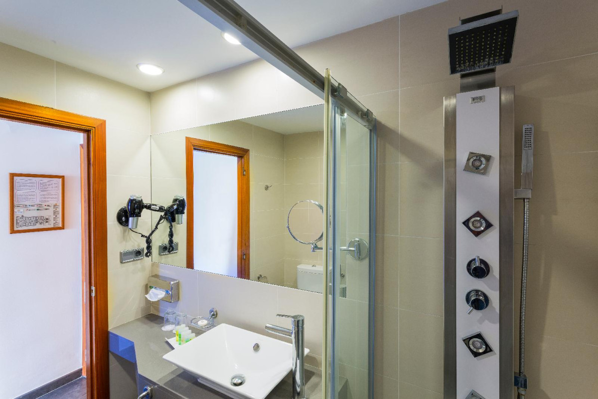 Palladium Hotel Cala Llonga - Adults Only