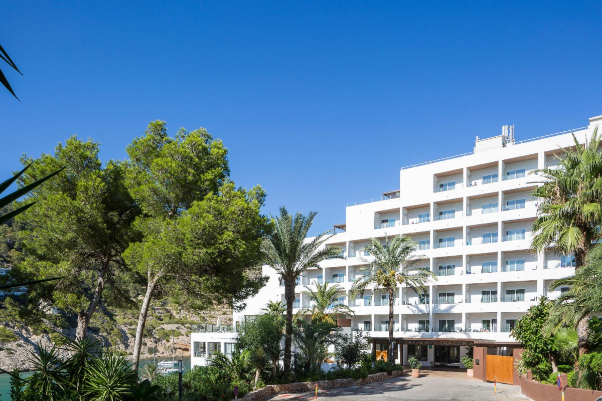 Palladium Hotel Cala Llonga - Adults Only