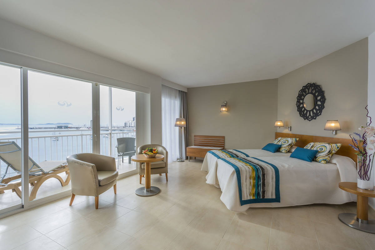 Only YOU Hotel Ibiza Palmyra