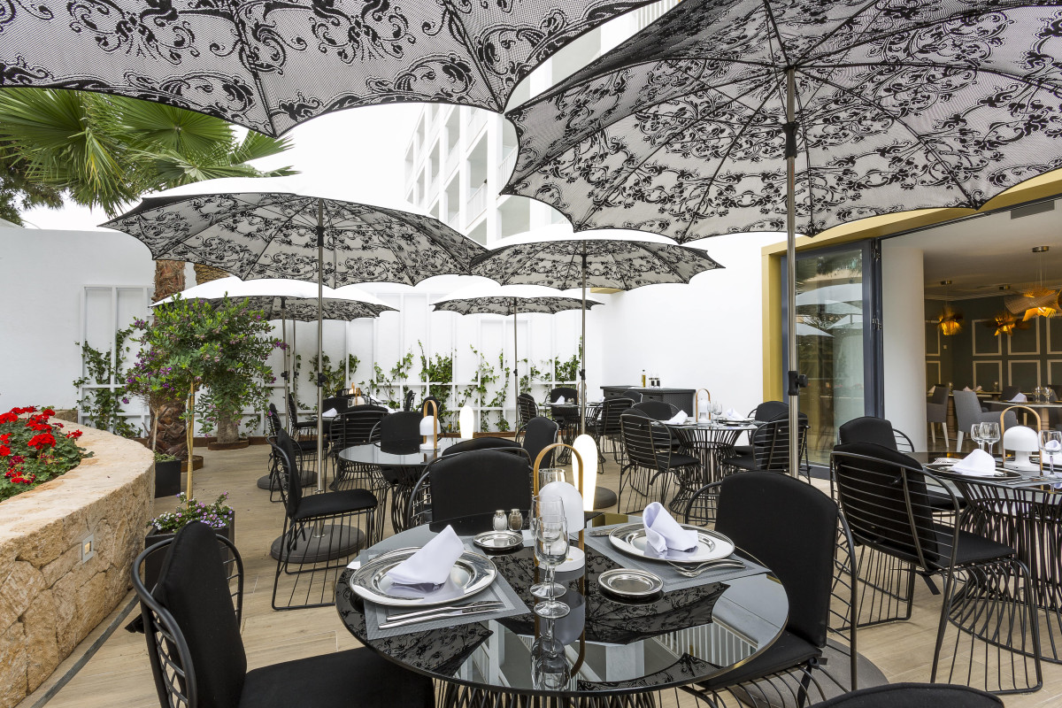 Only YOU Hotel Ibiza Palmyra