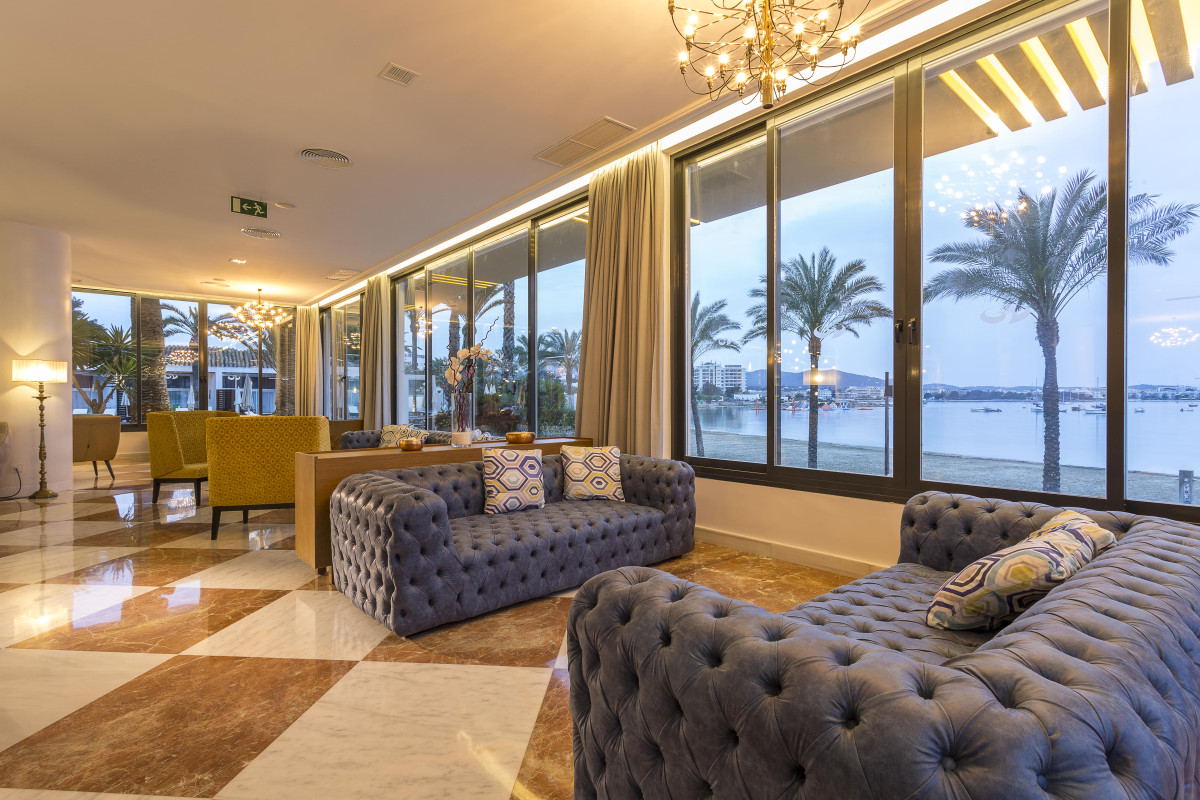 Only YOU Hotel Ibiza Palmyra