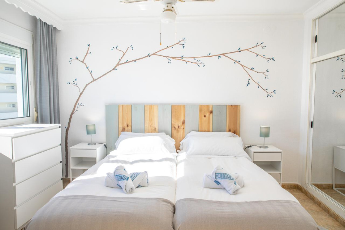 PALM BEACH CLUB APARTMENTS