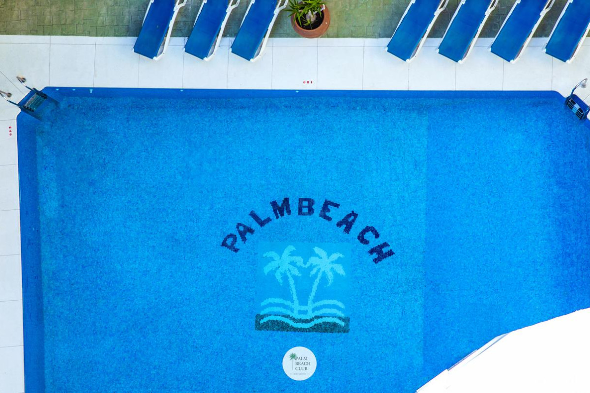 PALM BEACH CLUB APARTMENTS