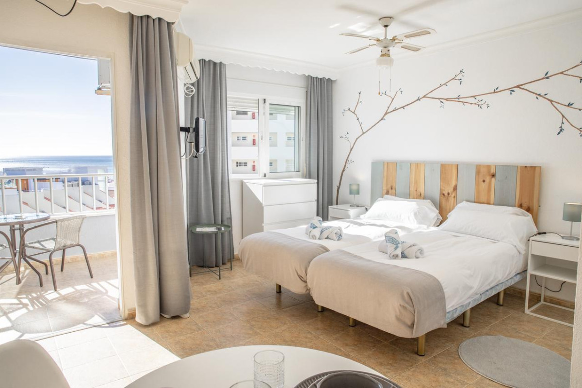 PALM BEACH CLUB APARTMENTS
