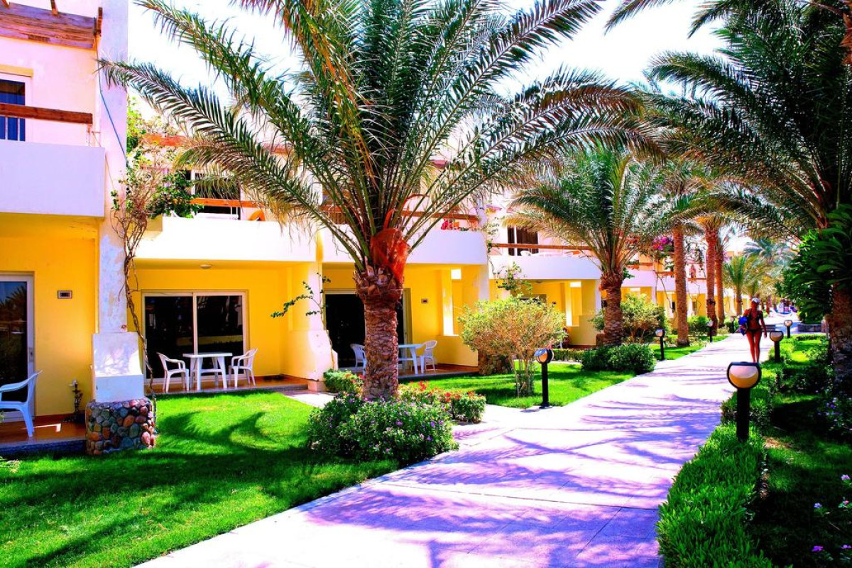 PALM BEACH RESORT ( EUROTEL)