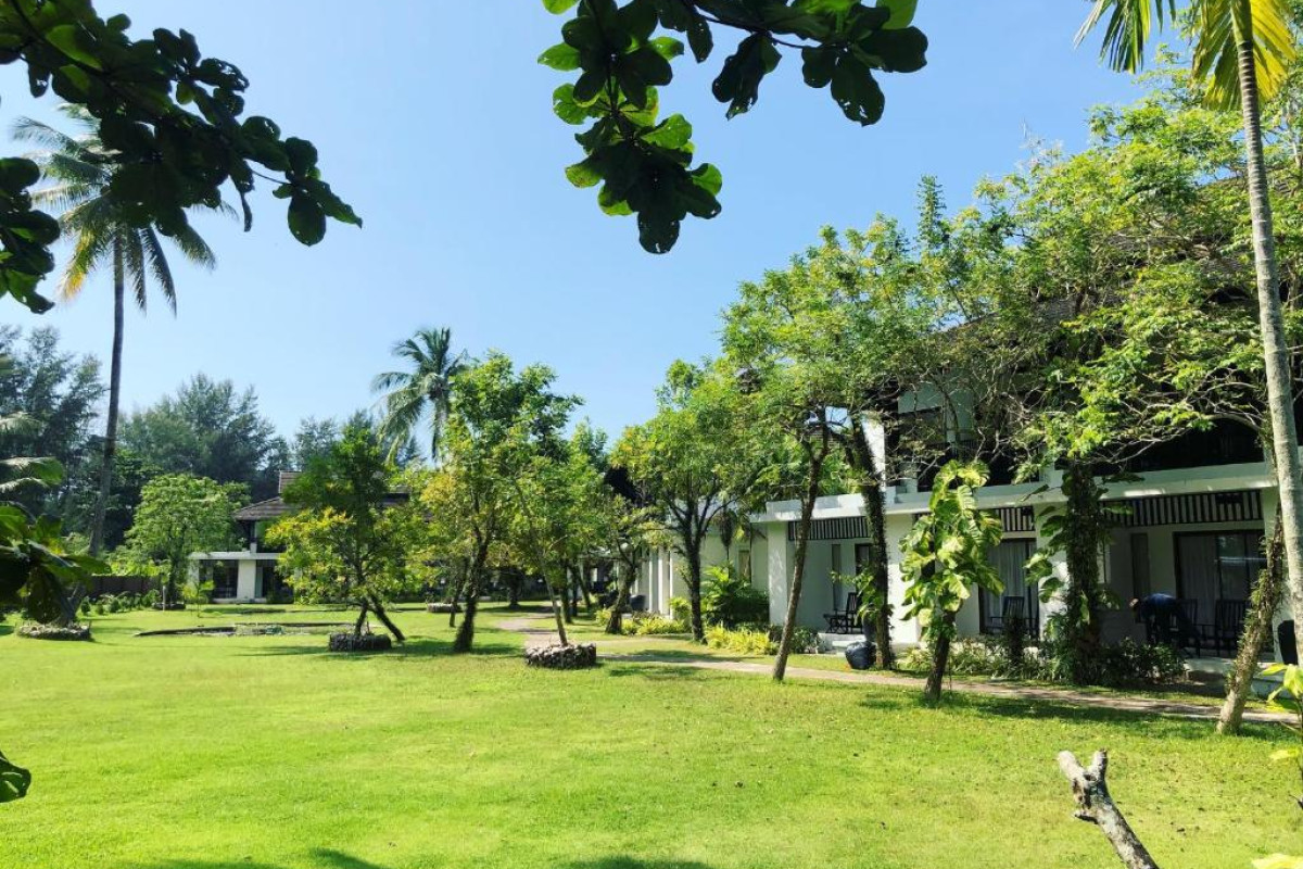 Palm Galleria Resort