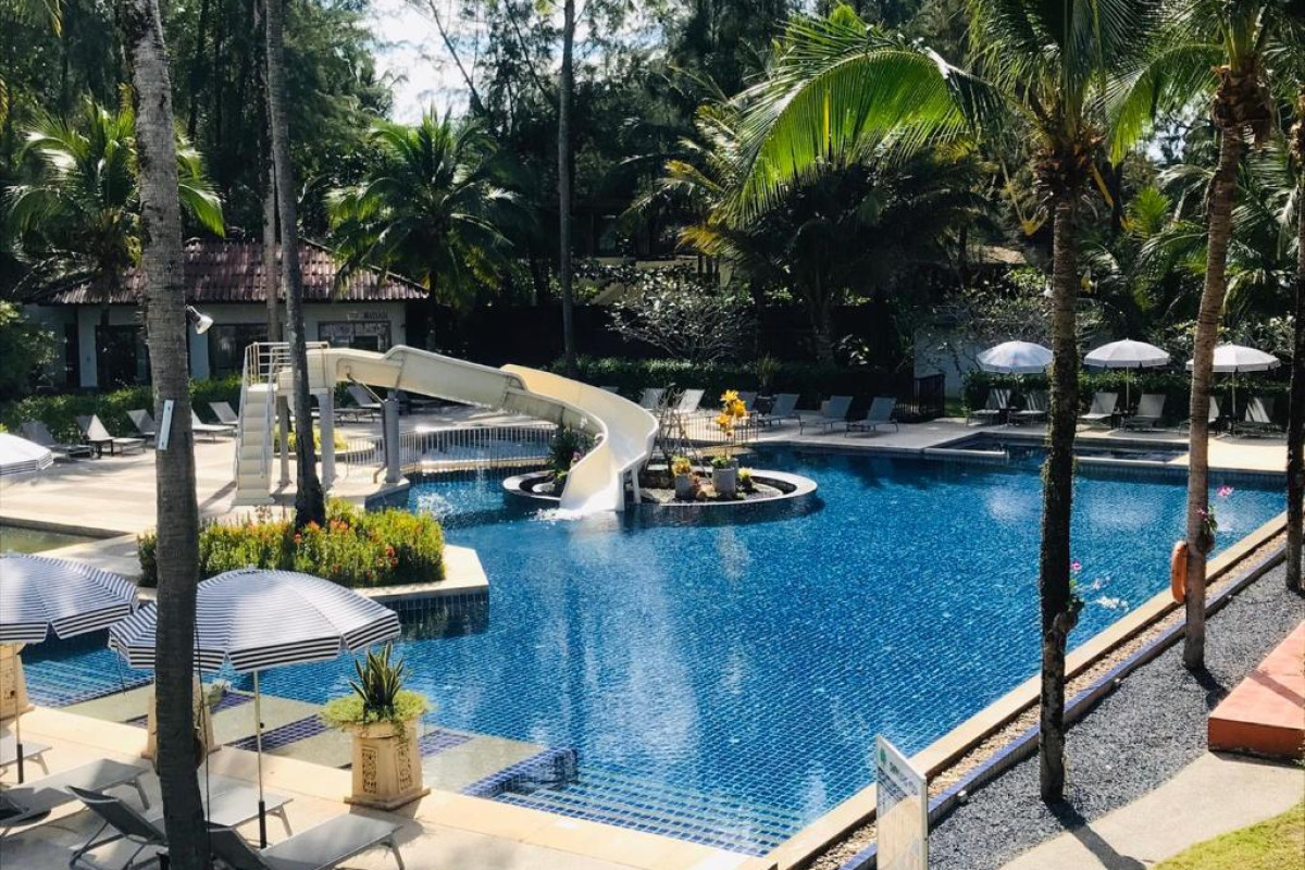 Palm Galleria Resort